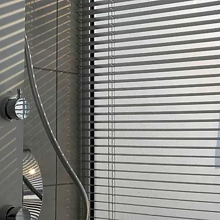 Отель Liprando